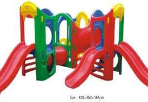 Plastic Slides Playset – 420×360×165 cm